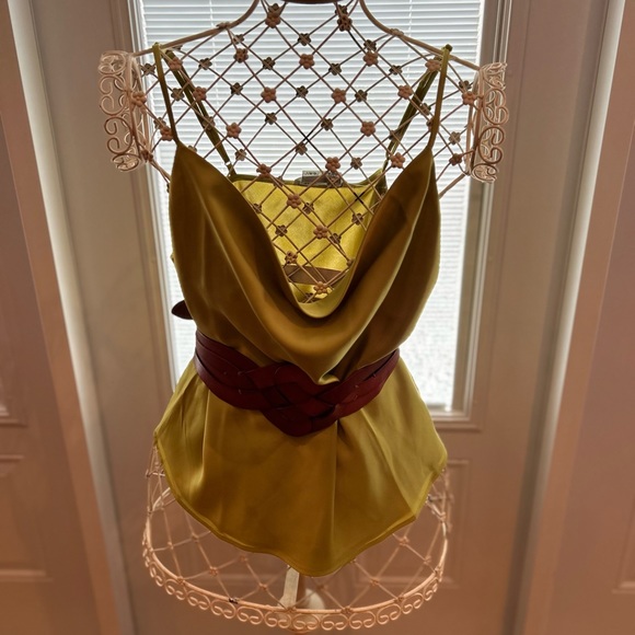 XLarge satin top new - Picture 7 of 10